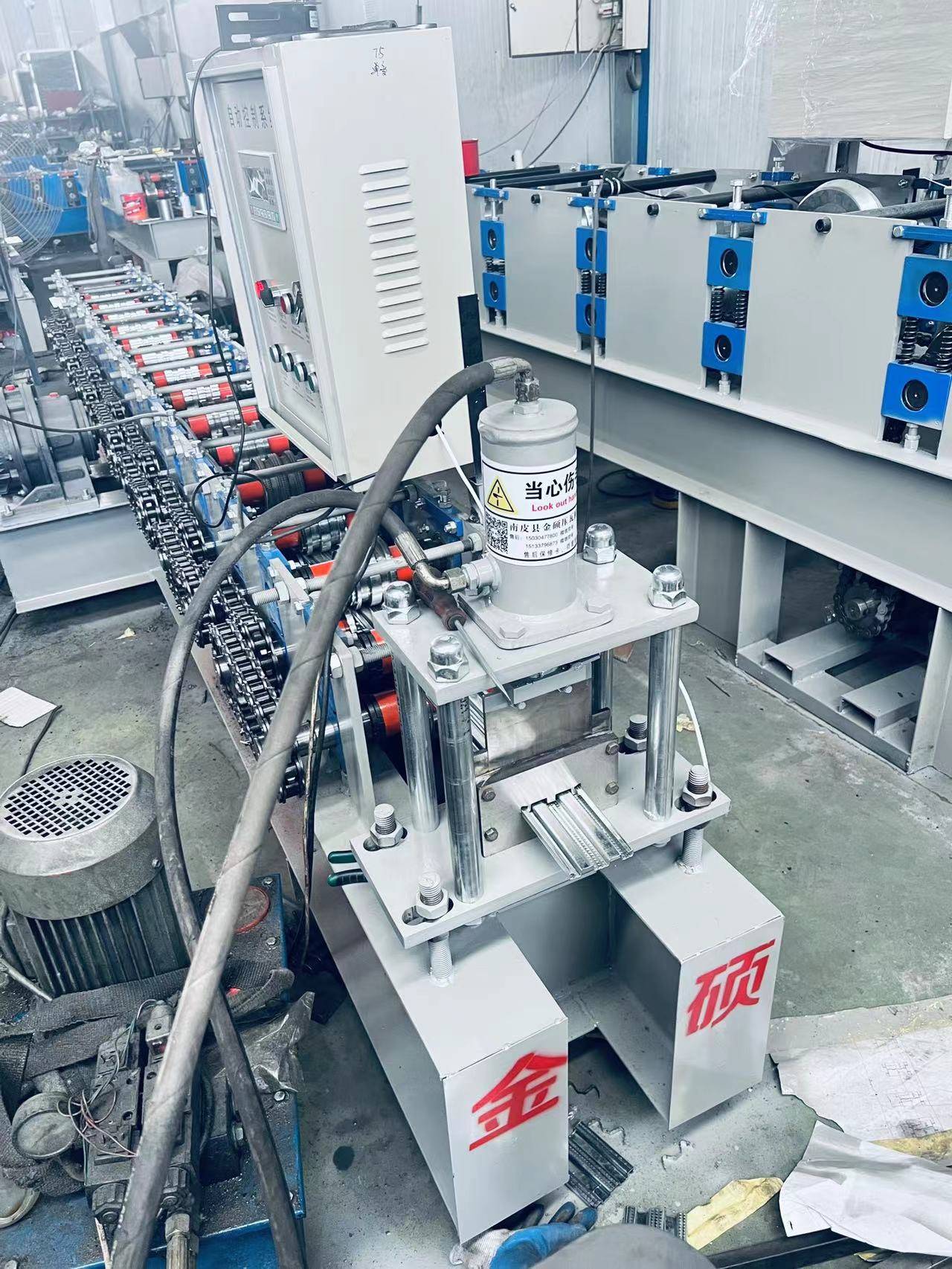 托盘成型机 金硕 铁托盘流水线机器 金属托盘成型机